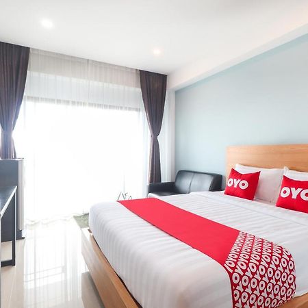 Oyo 374 Room Lanna Hotel Чіангмай Екстер'єр фото